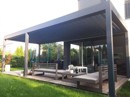 Lamellenpergola B160 – konfigurierbar - Weiß RAL 9016 Feinstruktur - Tiefe 2,41 m – 2,60 m