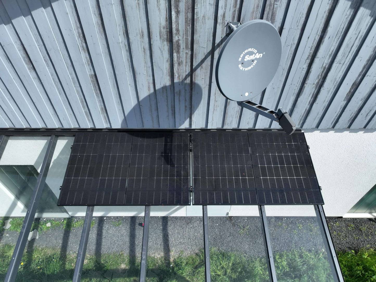 Schweng – Solar Terrassendachkraftwerk 800W