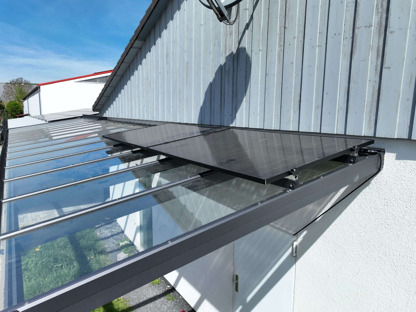 Schweng – Solar Terrassendachkraftwerk 800W