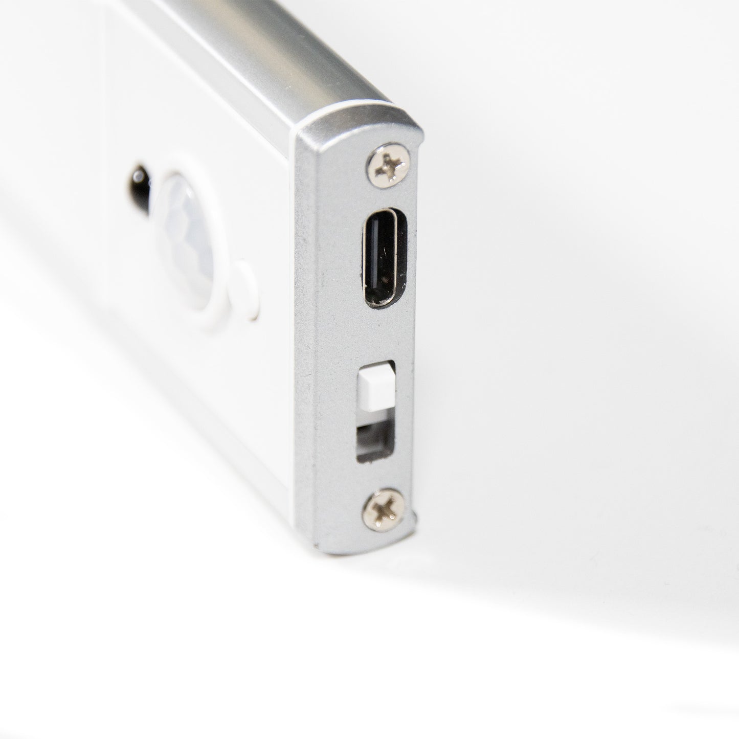 Akku LED Lampe mit Bewegungsmelder & Fernbedienung – 60 cm