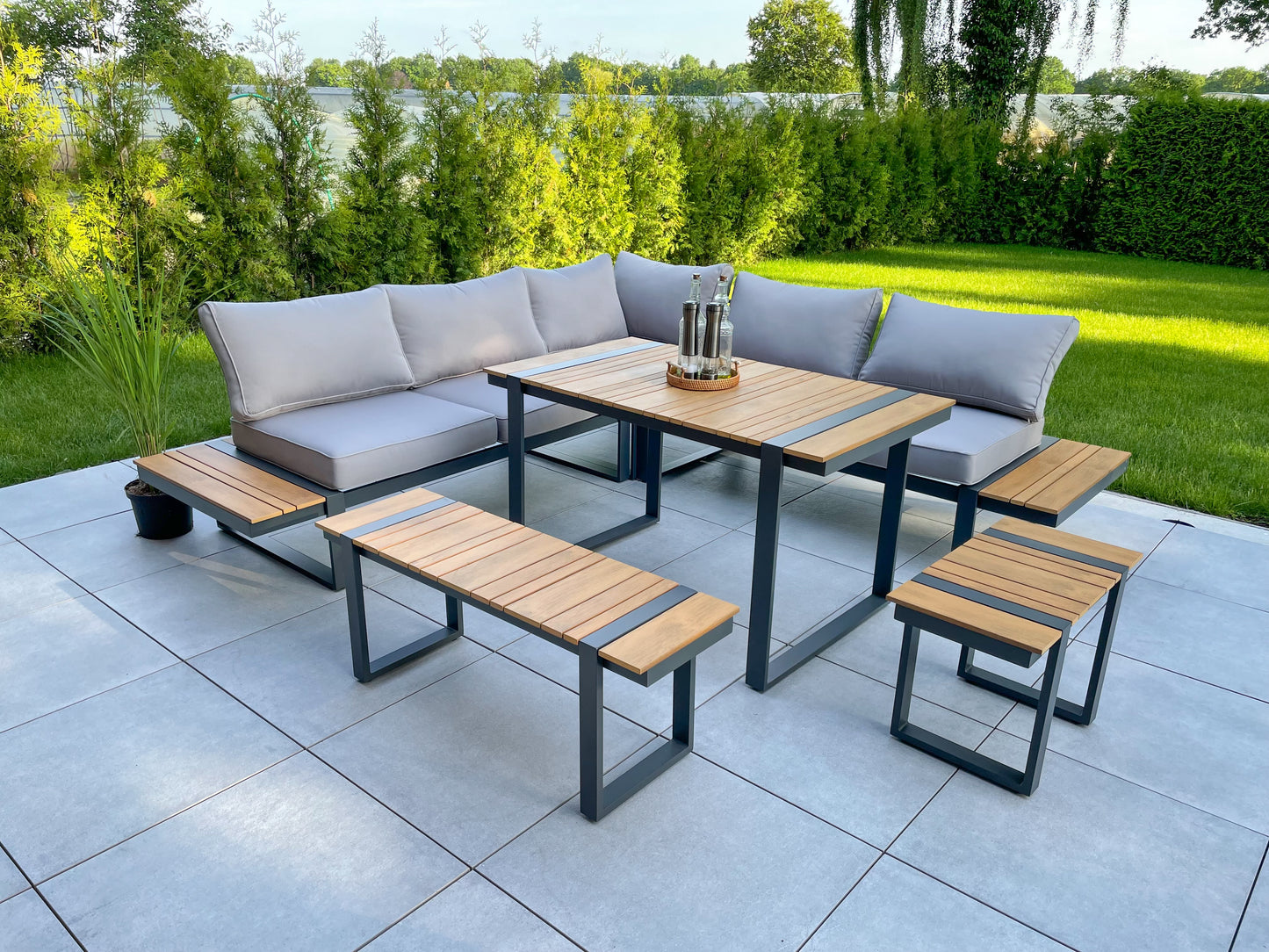 Lounge-Eckgruppe BELMIRA – 6-teiliges Gartenmöbel-Set aus Aluminium, Nonwood und Polyester