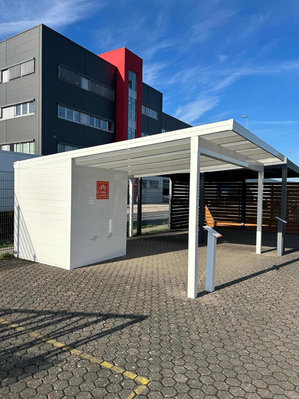 Schweng Carport V450 mit Geräteraum - 4,50m x 5,00m - ohne Montage