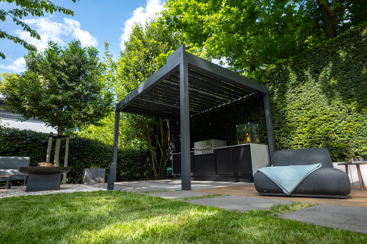 Lamellenpergola Alba - Anthrazit DB703 Struktur - Breite 2,643 m